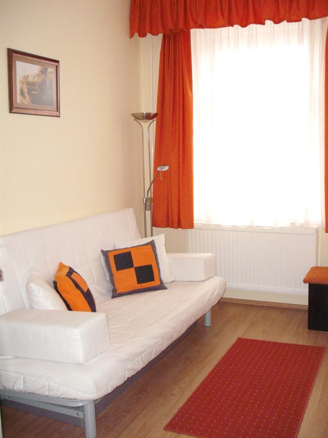 Lokomotiv Motel Eger Zewnętrze zdjęcie